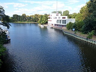 Westhafen-Verbindungskanal von der südlichen Seestraßenbrücke