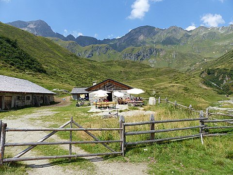 Weitenbergalm mit Grabspitze, valley Weitenbergtal