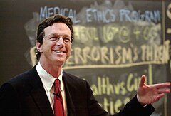 Michael Crichton, MD, på Harvard University (18 april 2002)