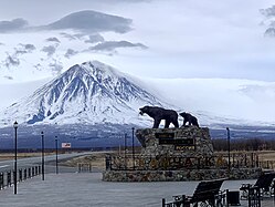 «Jelizovon kondjad»-monument, 2020 (om letud vl 2011)