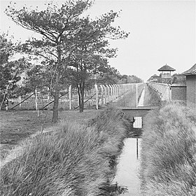 Kamp Vught 1945.jpg