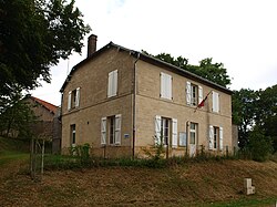 Skyline of Beffu-et-le-Morthomme