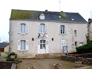 La mairie, ancien presbytère depuis 1734.