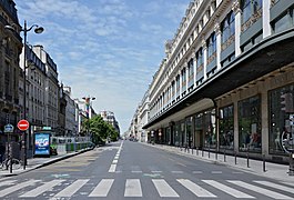 Rue Réaumur as seen from rue Saint-Denis, Paris