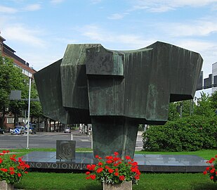 Kasvu / Väinö Voionmaan muistomerkki, 1965, Tampere.