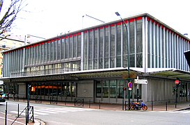 Façade de La Maison du Peuple de Clichy.