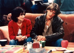 FRIENDS, from left: Courteney Cox, Vincent Ventresca, 'The One with Russ', (Season 2, ep. 210, aired Jan. 4, 1996), 1994-2004. ©Warner Brothers / Courtesy: Everett Collection