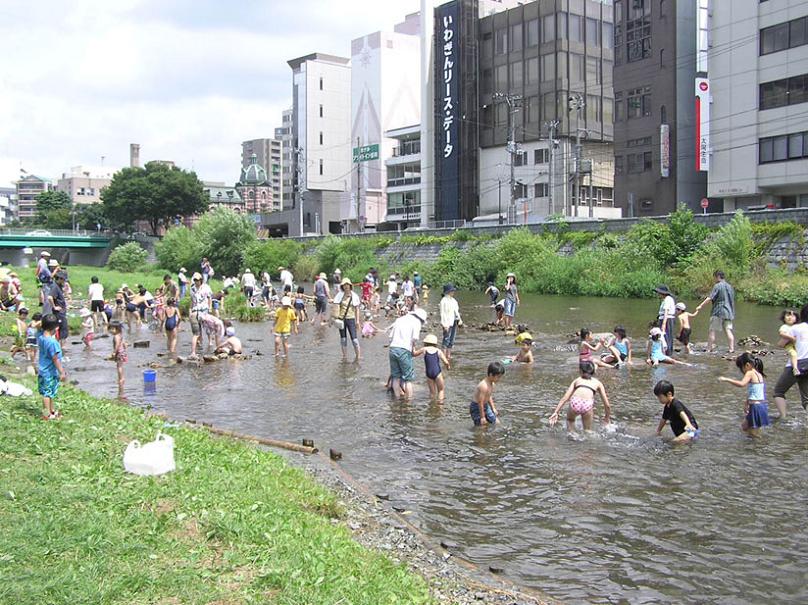 中津川綱取ダム下流