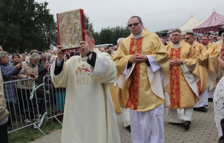 Diecezjalna Pielgrzymka do Skrzatusza cz. 2