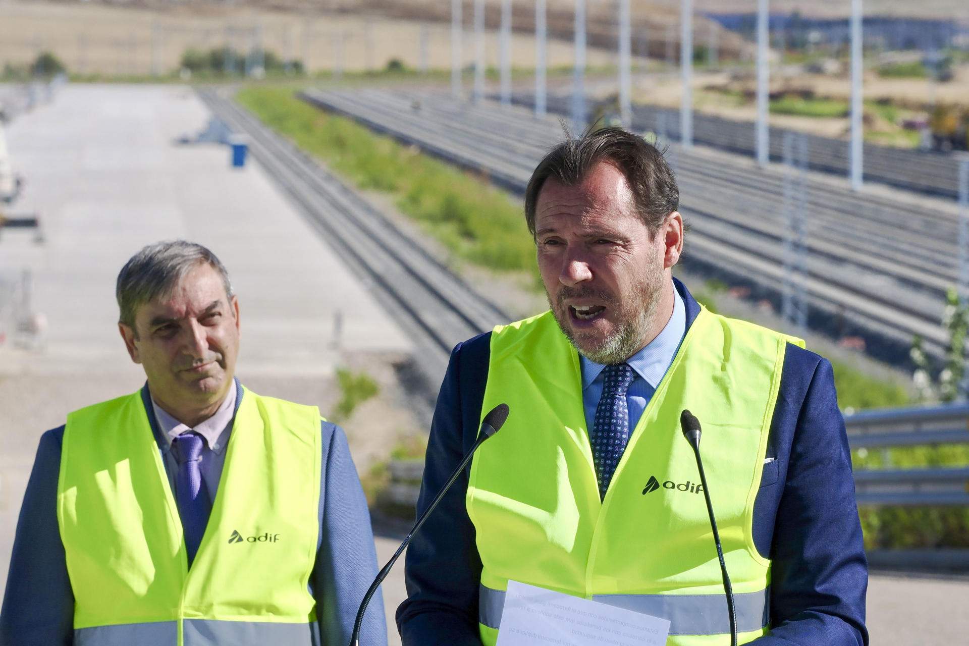 Óscar Puente reitera que el tren viu el millor moment de la seva història malgrat les “hipèrboles”