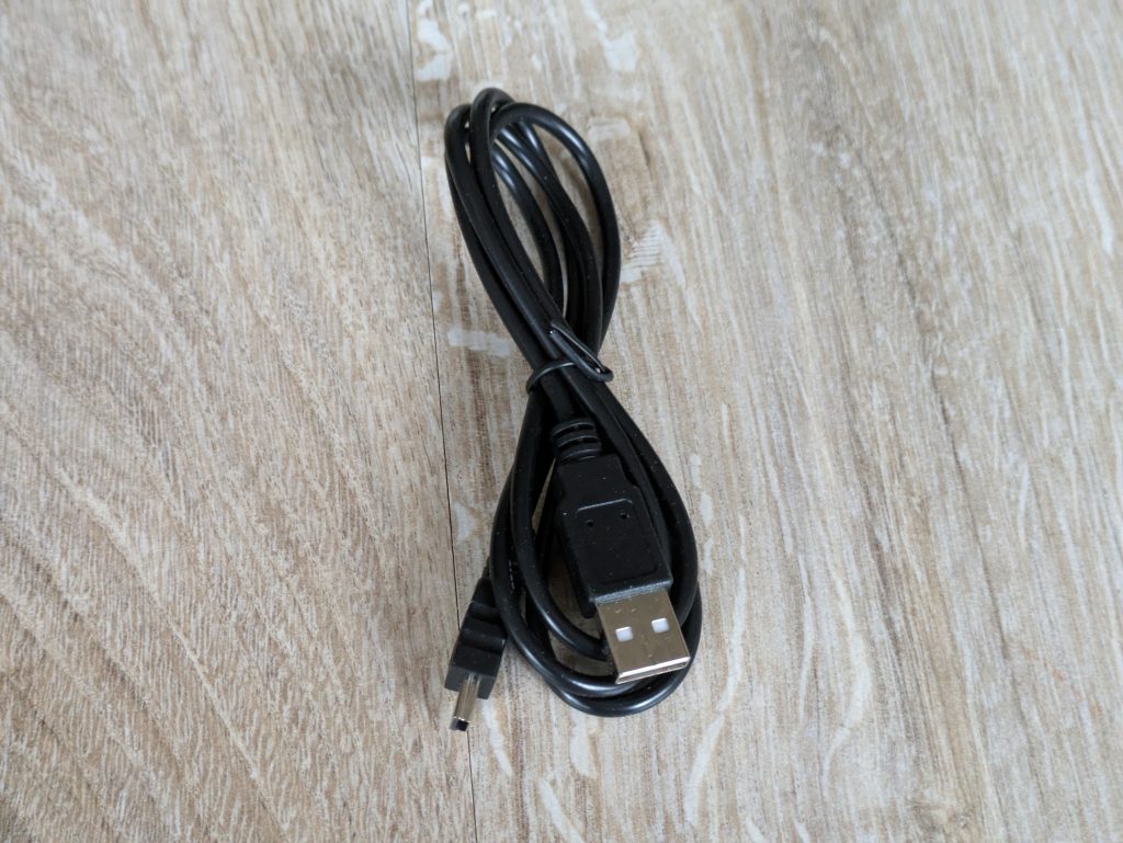 USB-Kabel der SECACAM Wild-Vision Wildkamera