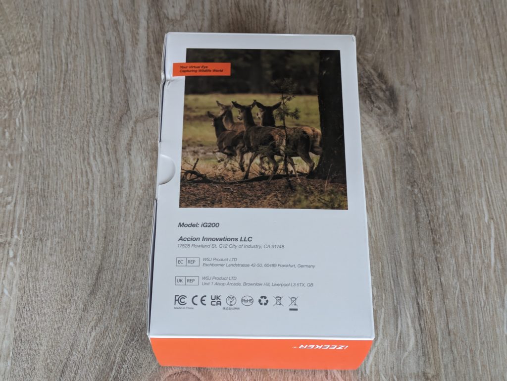 Verpackung der iZEEKER iG200 Wildkamera von hinten