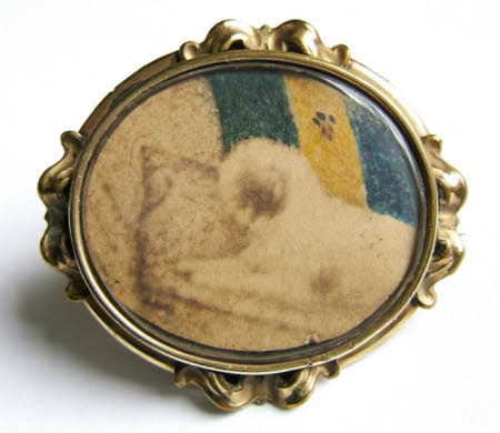 The brooch with a portrait of Nero made for Jane Carlyle