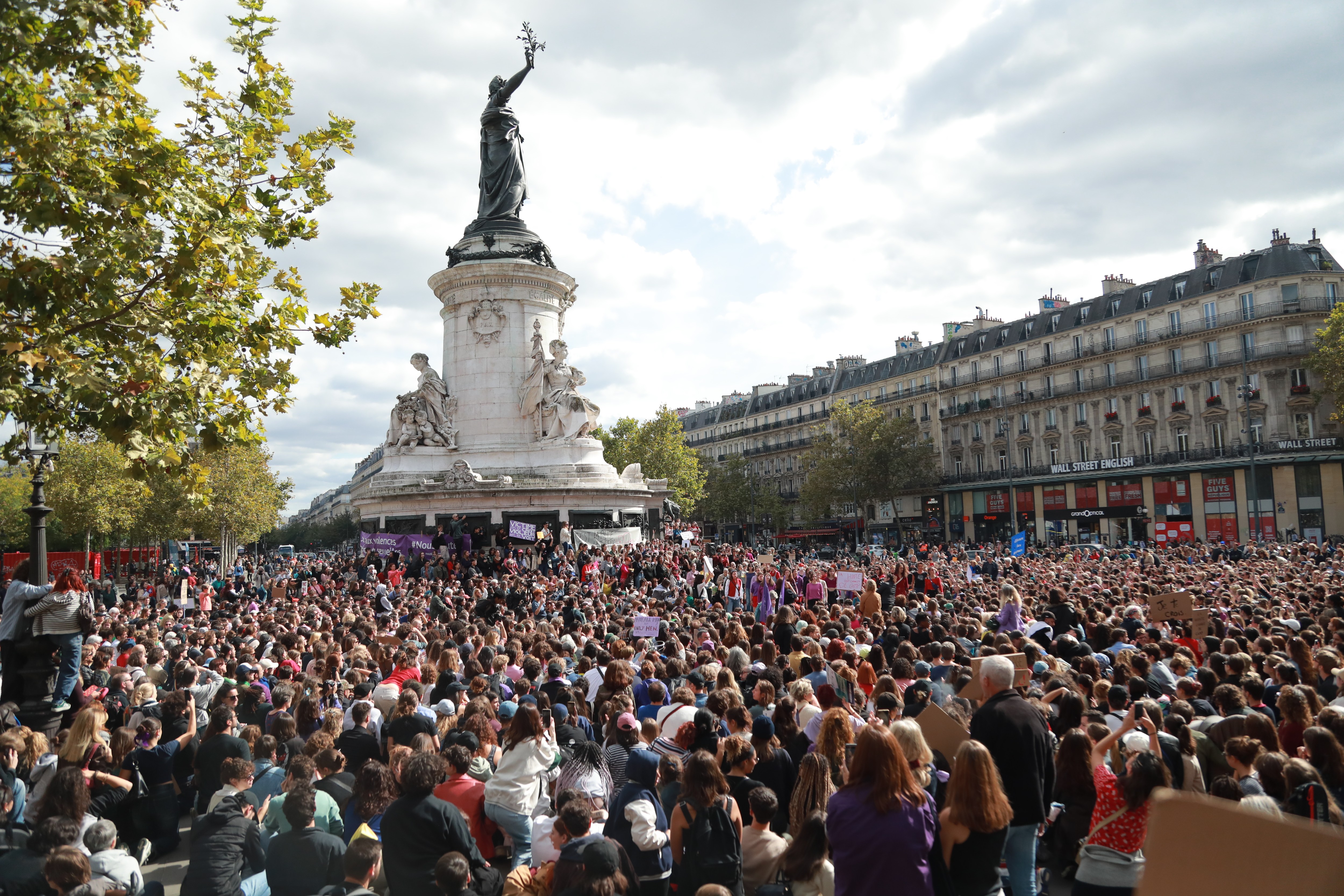 Several thousand supporters turned out in force in Paris last week for Gisèle Pelicot, a symbol of the fight against sexual violence