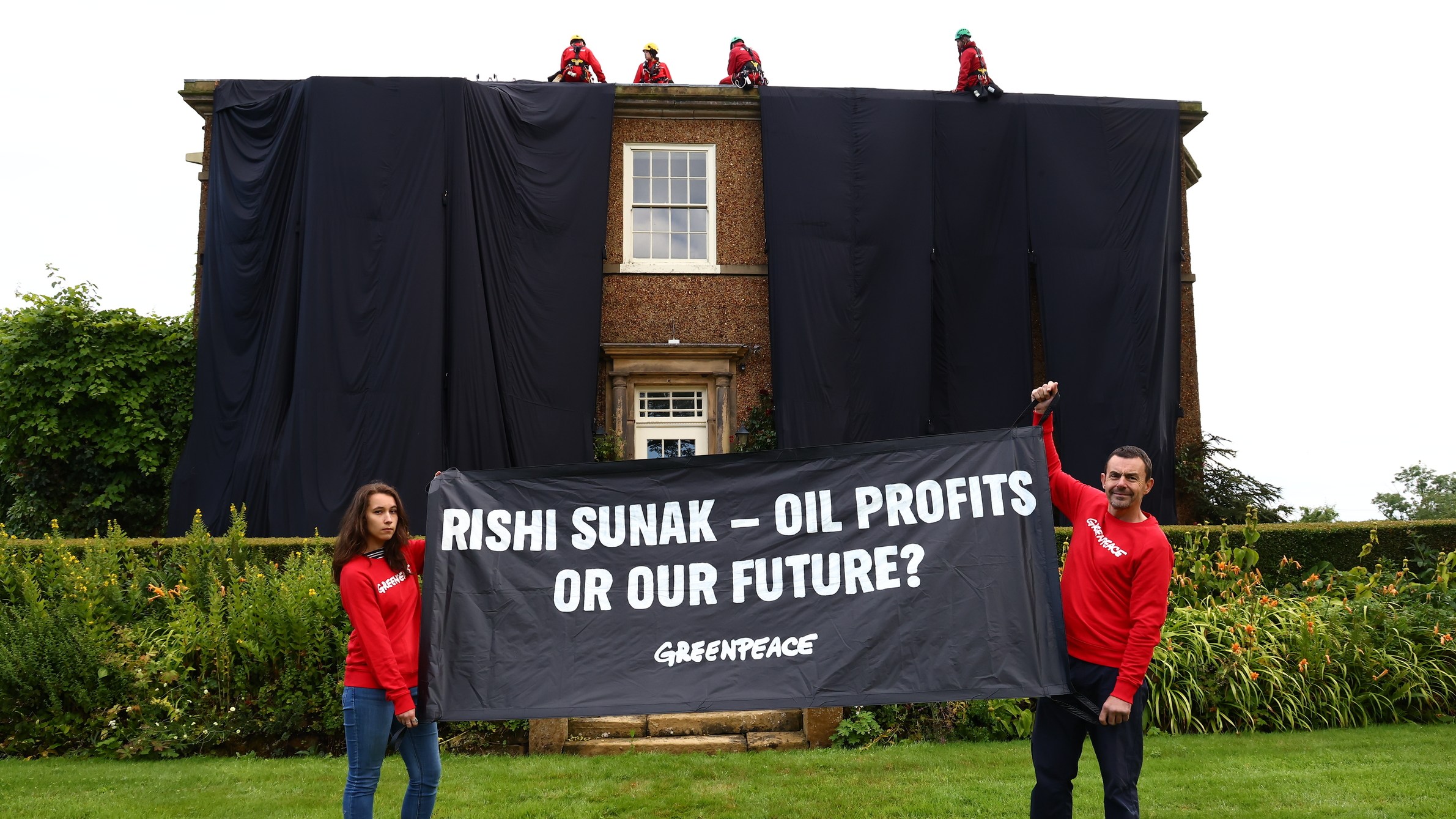 Don’t meet Greenpeace, Coffey tells staff after protest at Sunak’s home