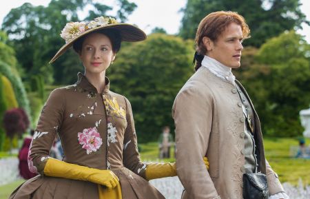 Outlander Season 2 2016 - Claire Randall Fraser (Caitriona Balfe); Jamie Fraser (Sam Heughan)