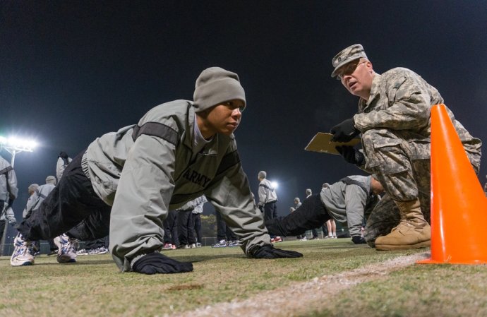 5 New Year’s resolutions for troops to consider